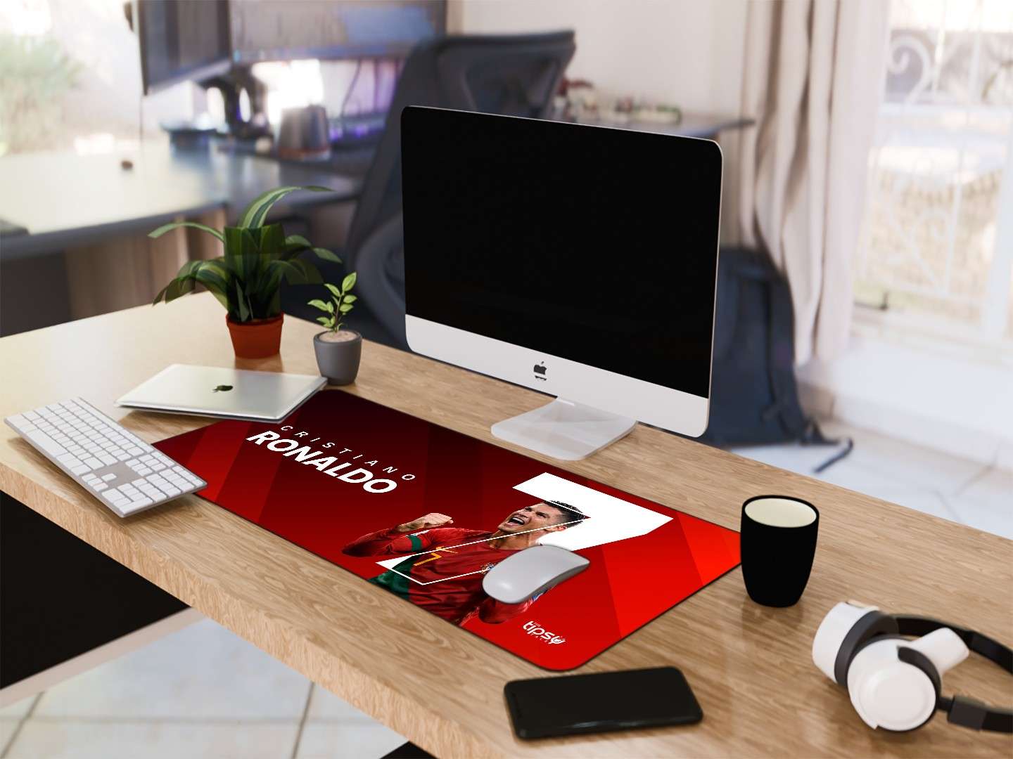 "CR - CRISTIANO RONALDO THE OG" Gaming Mousepad Elevate Your Gaming Experience