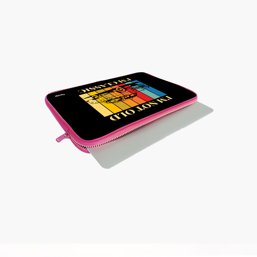 "I'M NOT OLD 1'M CLASSIC" Laptop Sleeves:Bold Modern Design for Every Size