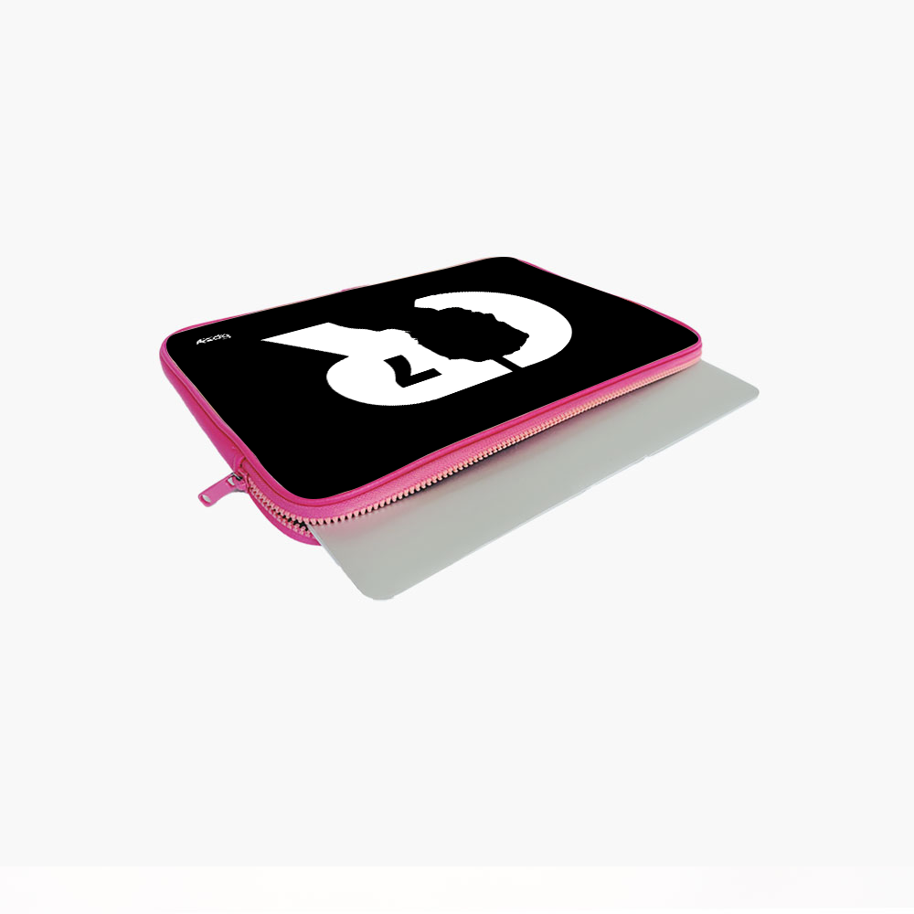 "Cristiano Ronaldo:CR7" Laptop Sleeves:Bold Modern Design for Every Size