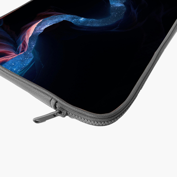 "LOWER ANTELOPE" -Laptop Sleeves:Bold Modern Design for Every Size