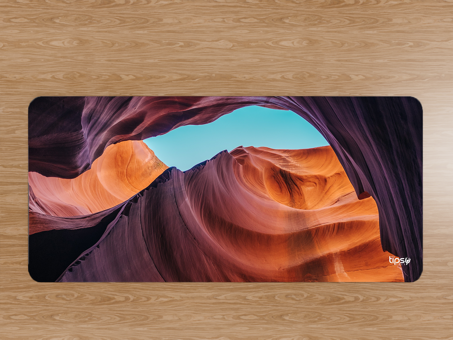 "WHISPER OF STONE: DESERT VEINS" Gaming Mousepad- Elevate Your Gaming Experience