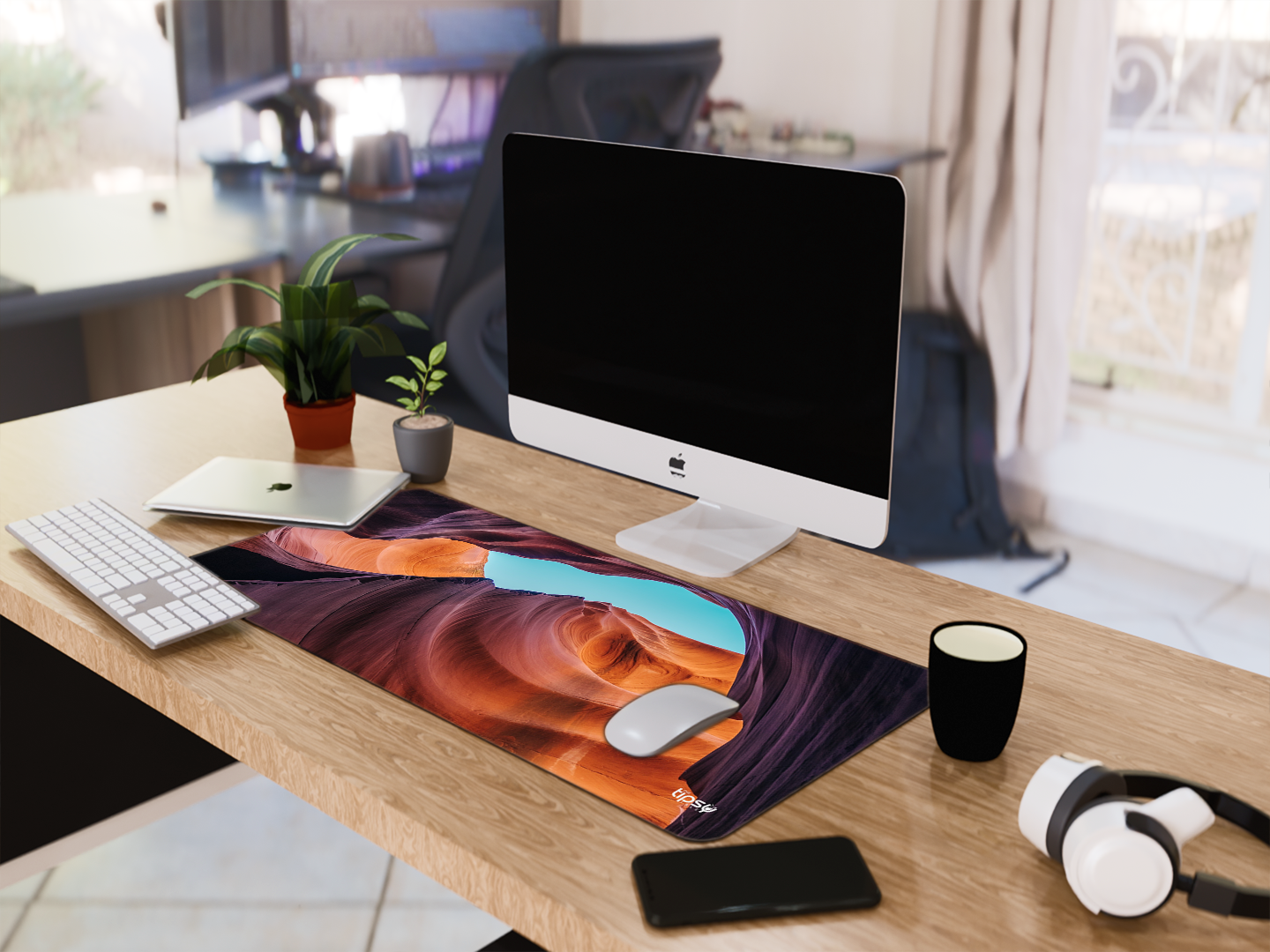 "WHISPER OF STONE: DESERT VEINS" Gaming Mousepad- Elevate Your Gaming Experience