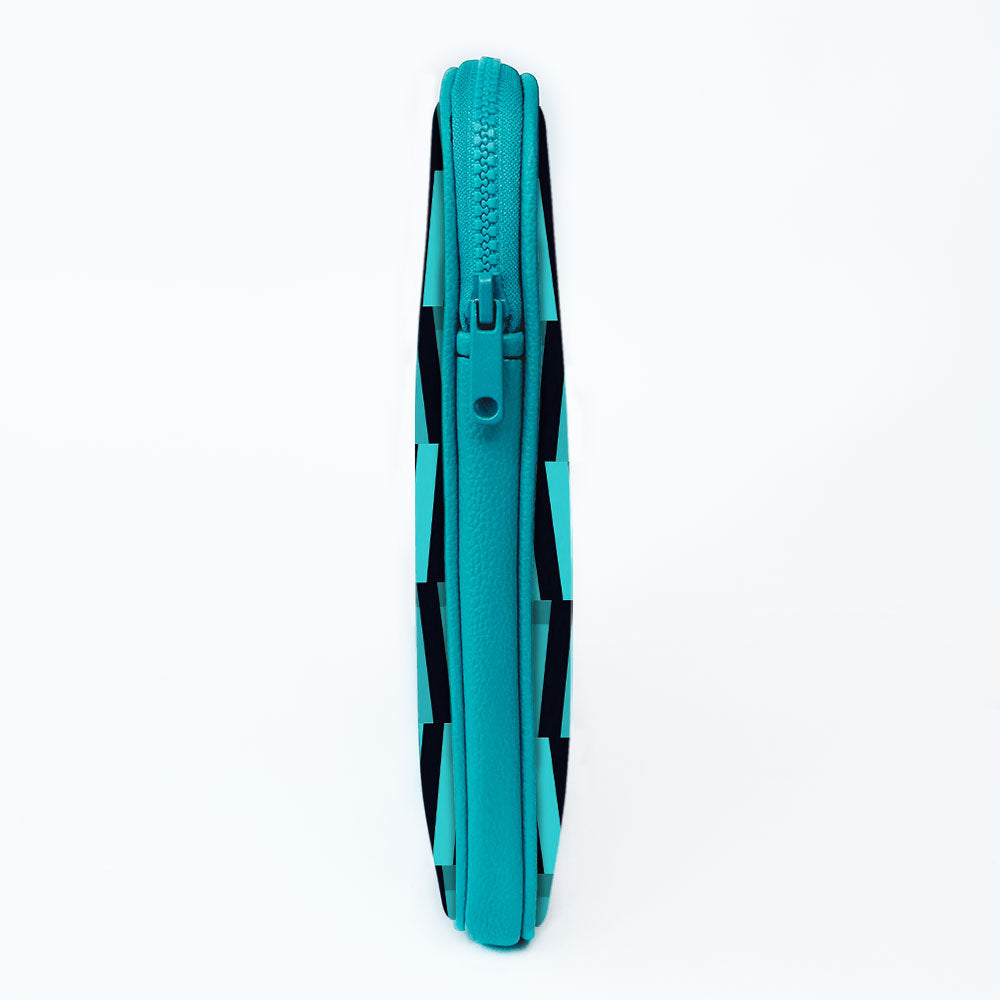 "BLACK AND BLUE STRIPE" Laptop Sleeves:Bold Modern Design for Every Size