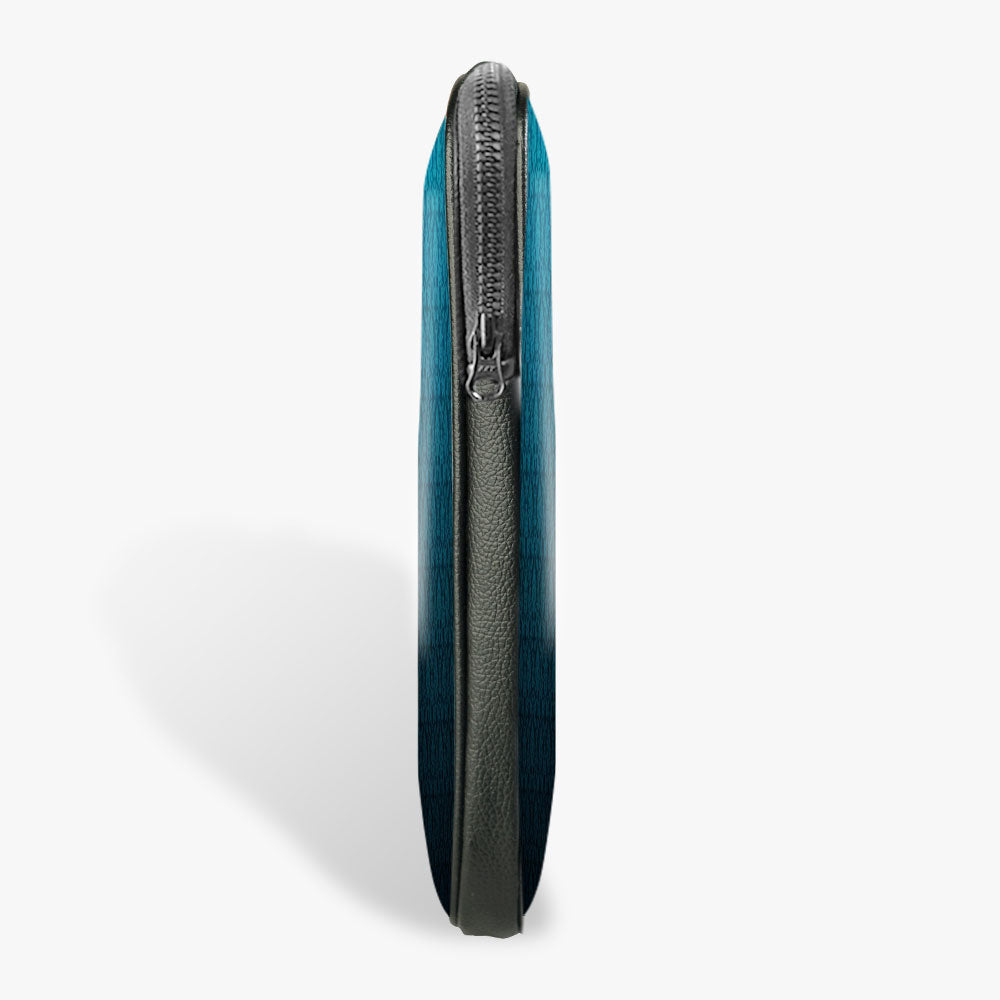 "Gradient Blue Art" Laptop Sleeves:Bold Modern Design for Every Size