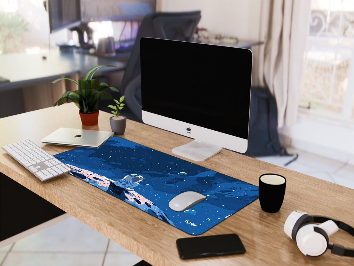 "Astronaut Cat In Space" Gaming Mousepad Elevate Your Gaming Experience
