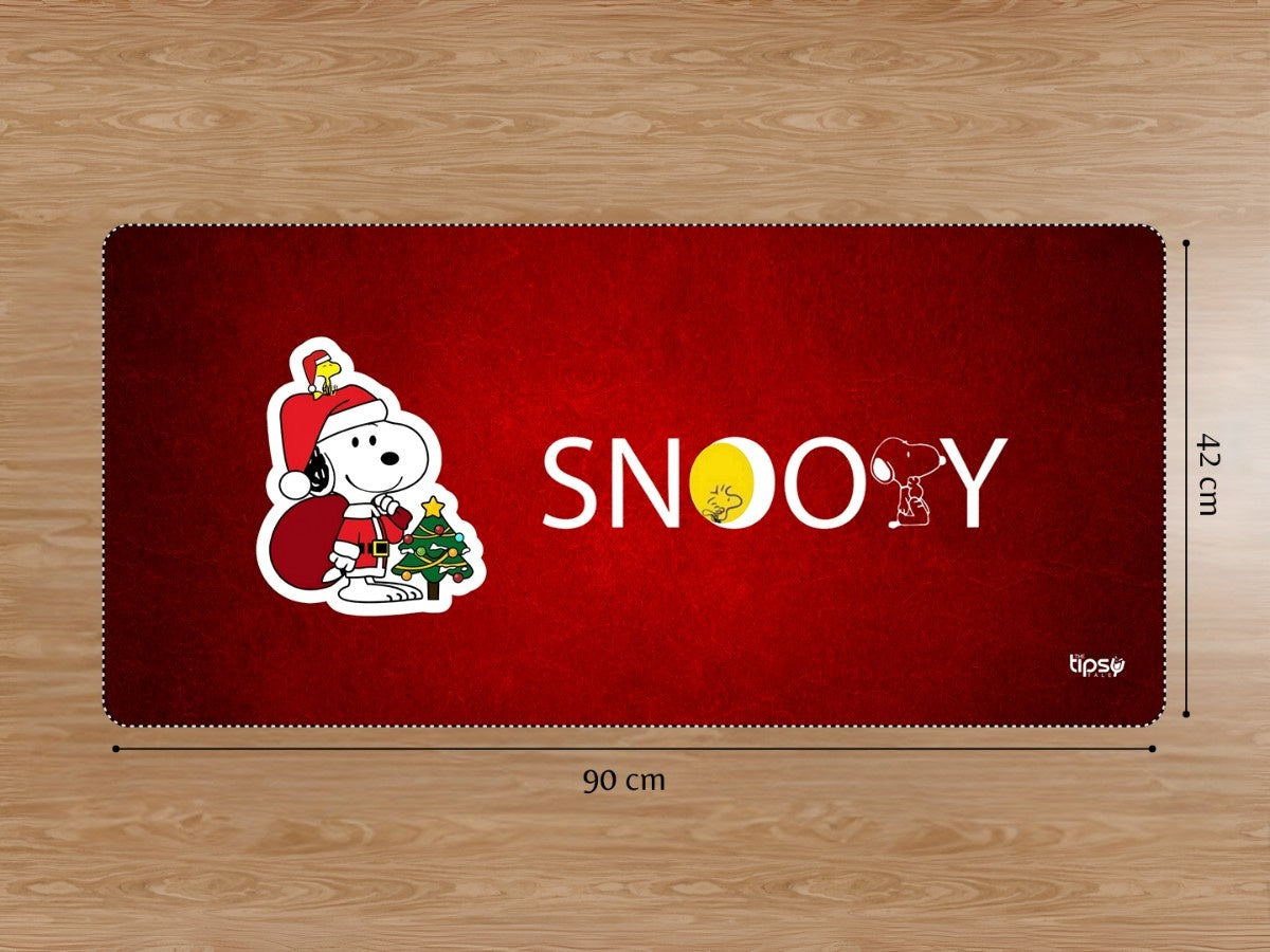 "Snoopy and Woodstock: Santa Claus" Gaming Mousepad Elevate Your Gaming Experience