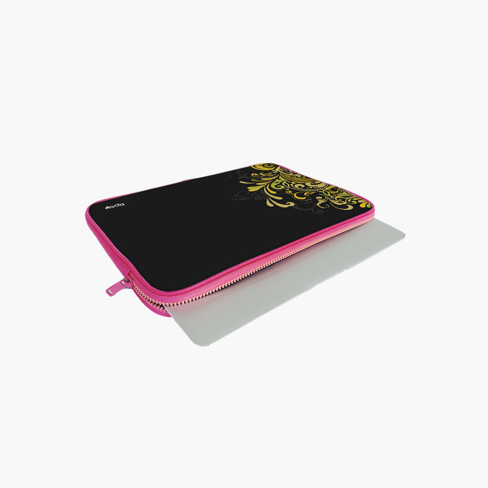 " Black Abstract Leaf" Laptop Sleeves:Bold Modern Design for Every Size