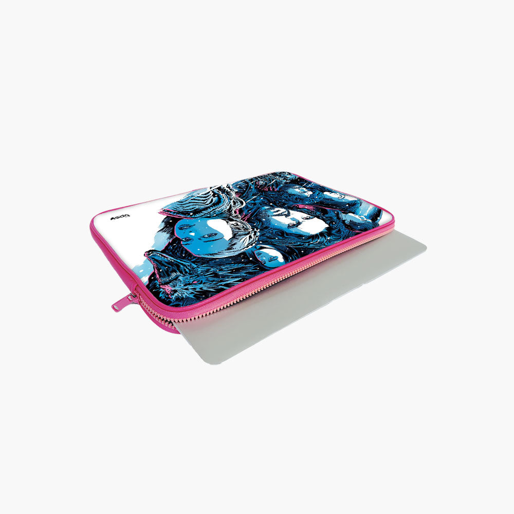 "THRONES OF DESTINY # GAME OF THRONES" Laptop Sleeves:Bold Modern Design for Every Size