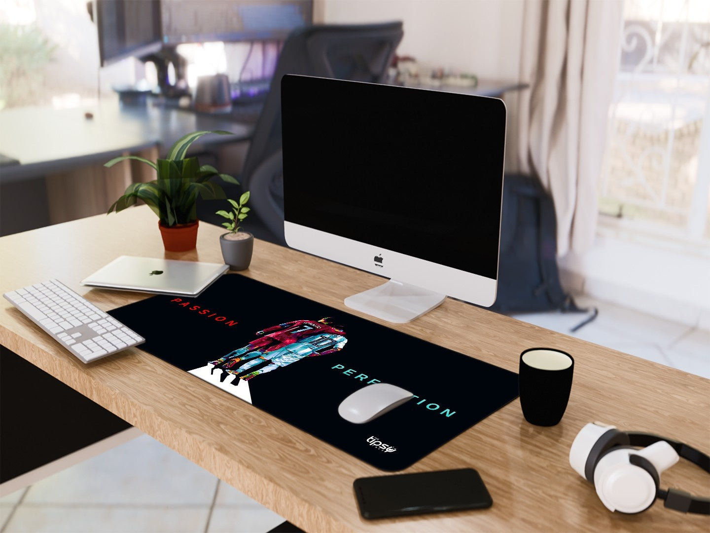 "CR7 X LM10 - DEADLY COMBO" Gaming Mousepad Elevate Your Gaming Experience