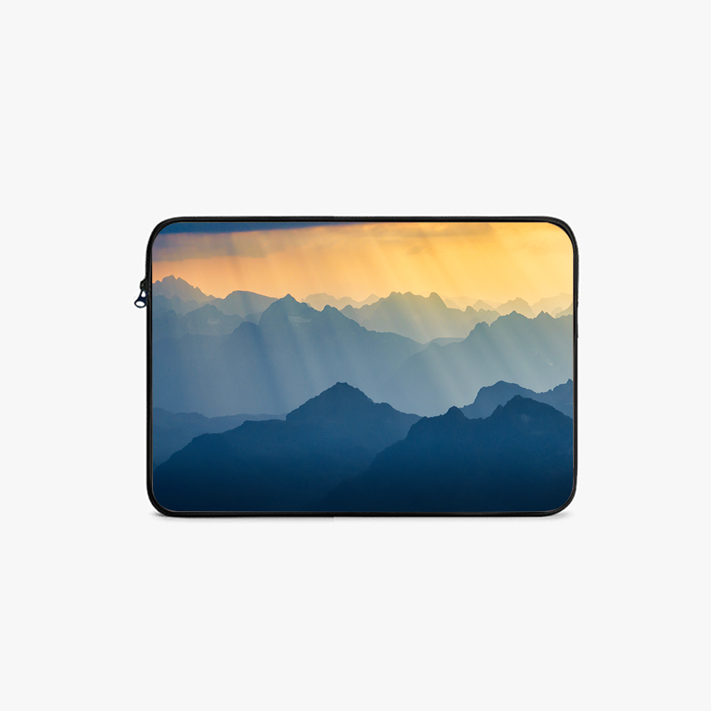 "Nature's Light" Laptop Sleeves:Bold Modern Design for Every Size