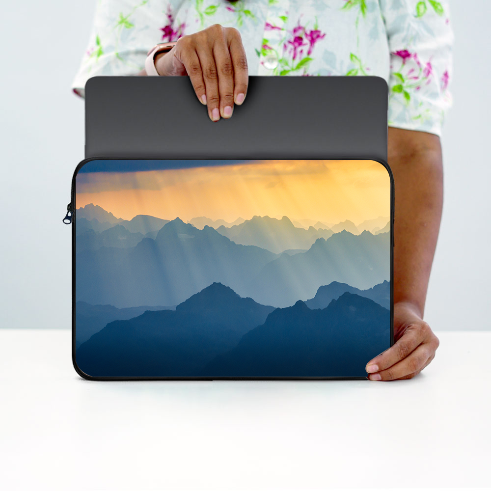"Nature's Light" Laptop Sleeves:Bold Modern Design for Every Size