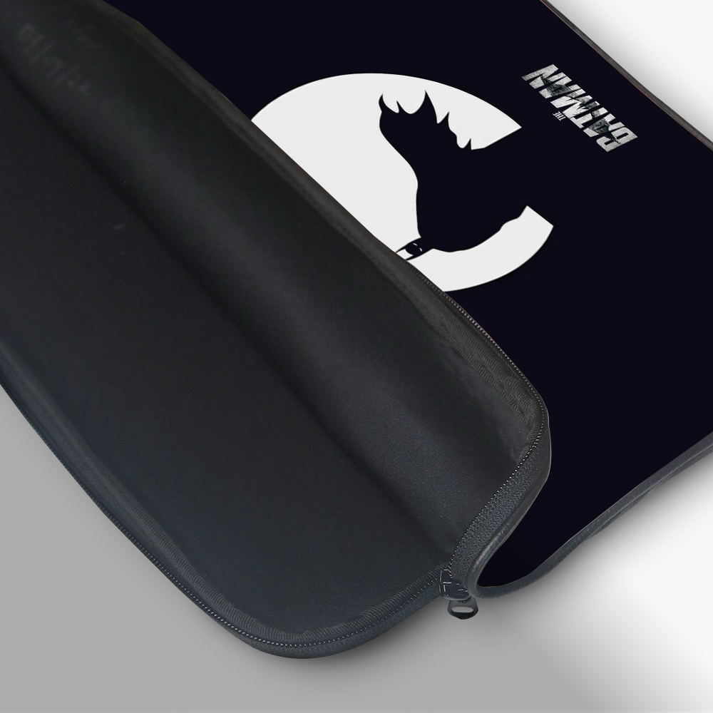 "DARK NIGHT BATMAN" Laptop Sleeves:Bold Modern Design for Every Size