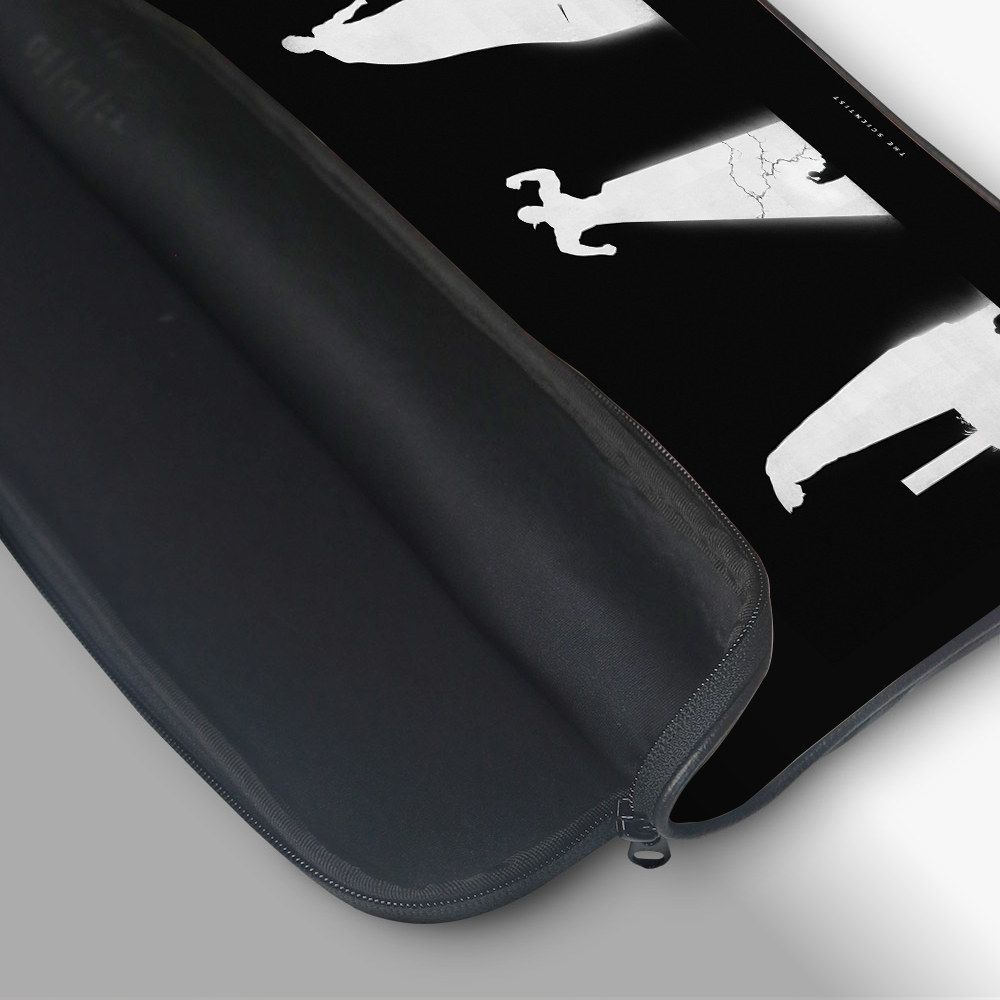 "DC HEROES- Superman, Batman & Flash" Laptop Sleeves:Bold Modern Design for Every Size