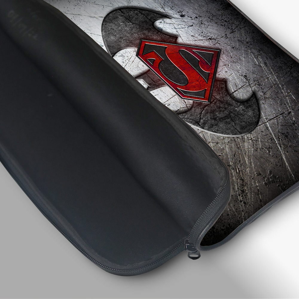 "BATMAN VS SUPERMAN" Laptop Sleeves:Bold Modern Design for Every Size