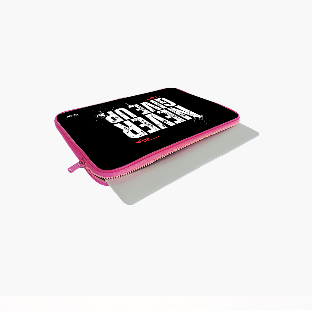 "NEVER GIVE UP" Laptop Sleeves:Bold Modern Design for Every Size
