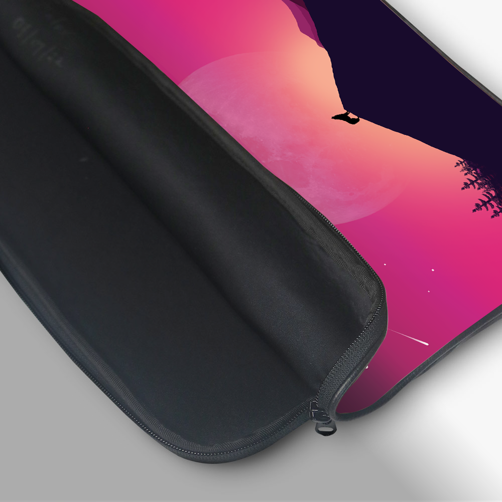 "WOLF IN THE HILLS" Laptop Sleeves:Bold Modern Design for Every Size