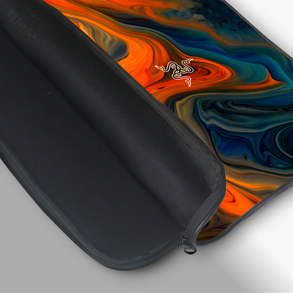 "VIPER'S KINETIC" -Laptop Sleeves:Bold Modern Design for Every Size