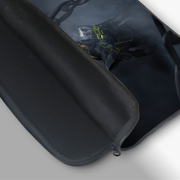 "BATMAN'S VILLIAN " -Laptop Sleeves:Bold Modern Design for Every Size