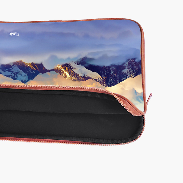 "ALPS SNOW MOUNTAIN" -Laptop Sleeves:Bold Modern Design for Every Size