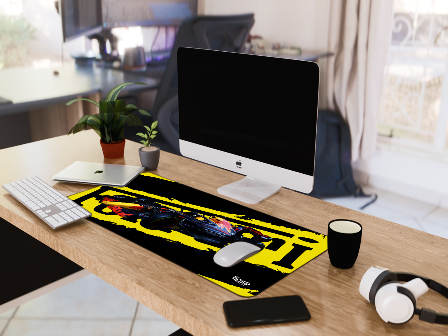 "ORACLE RED BULL RACING - SCUDERIA FERRARI" Gaming Mousepad Elevate Your Gaming Experience