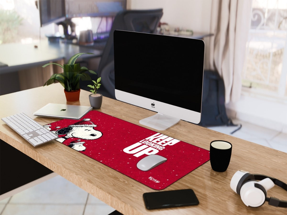 "KEEP LOOKING UP - SNOOPY DOG" Gaming Mousepad Elevate Your Gaming Experience