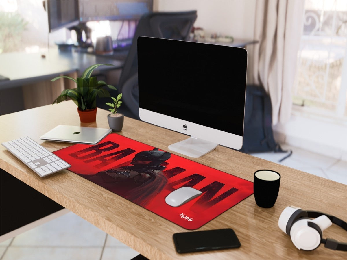 "BATMAN - THE HUNT" Gaming Mousepad Elevate Your Gaming Experience