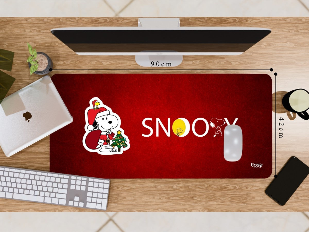 "Snoopy and Woodstock: Santa Claus" Gaming Mousepad Elevate Your Gaming Experience
