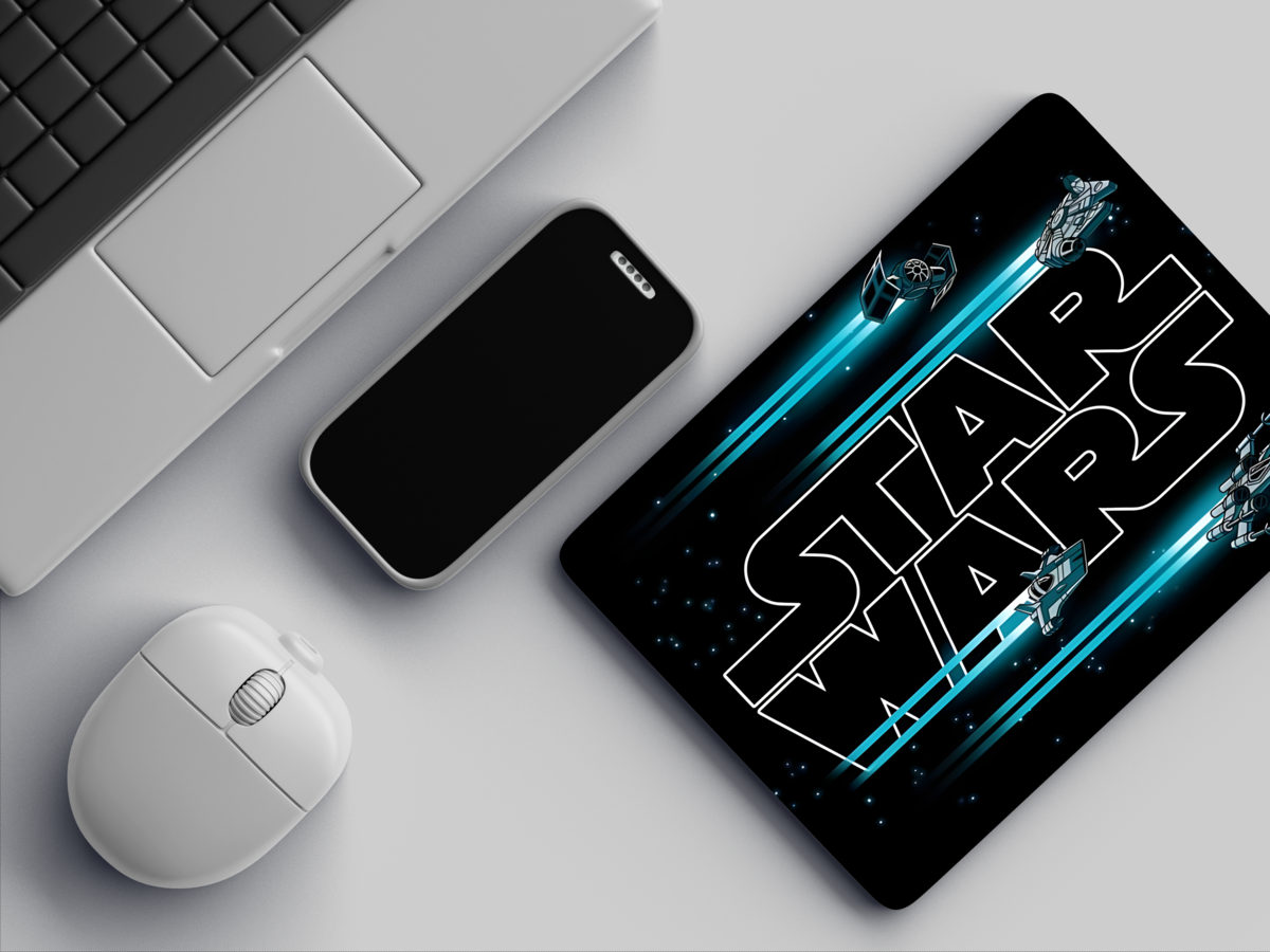 "STAR WARS" Mousepad: Enhance Your Workspace with Style